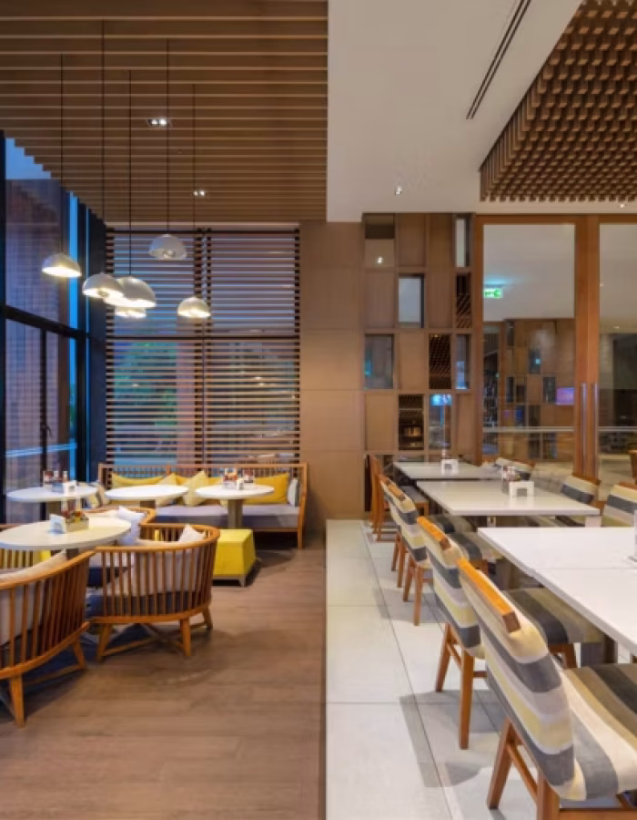 holiday-inn-express-phuket-5782344954-4x3